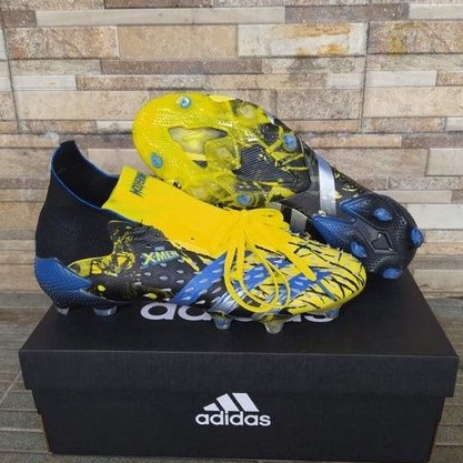 Sepatu Bola Adidas Predator Freak .1 High Xmen Fg