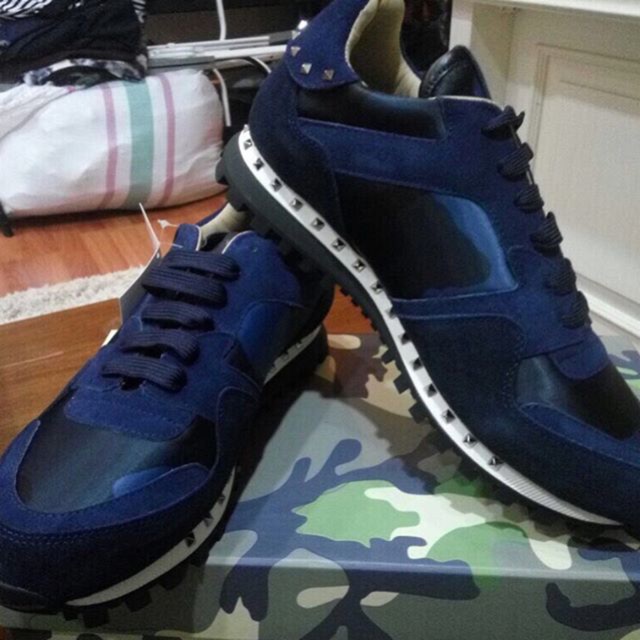 SEPATU SNEAKERS VALENTINO GARAVANI (NAVY ARMY)