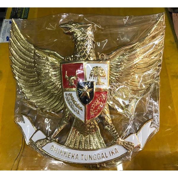 

Burung Garuda Ri Bahan Kuningan / Patung Burung Garuda Ri 059