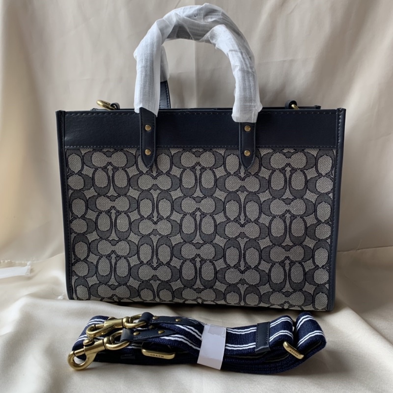 COACH Field Tote 30 In Signature Jacquard - Navy (C3282)