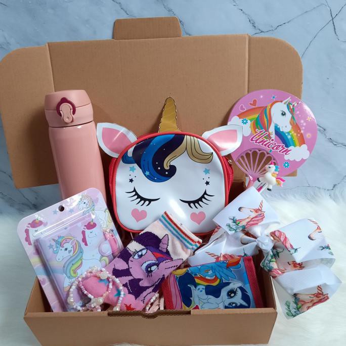 

GB-U10/ HAMPERS UNICORN / KADO ANAK / TEMPAT PENSIL / BOTOL UNICORN - GIFT BOX