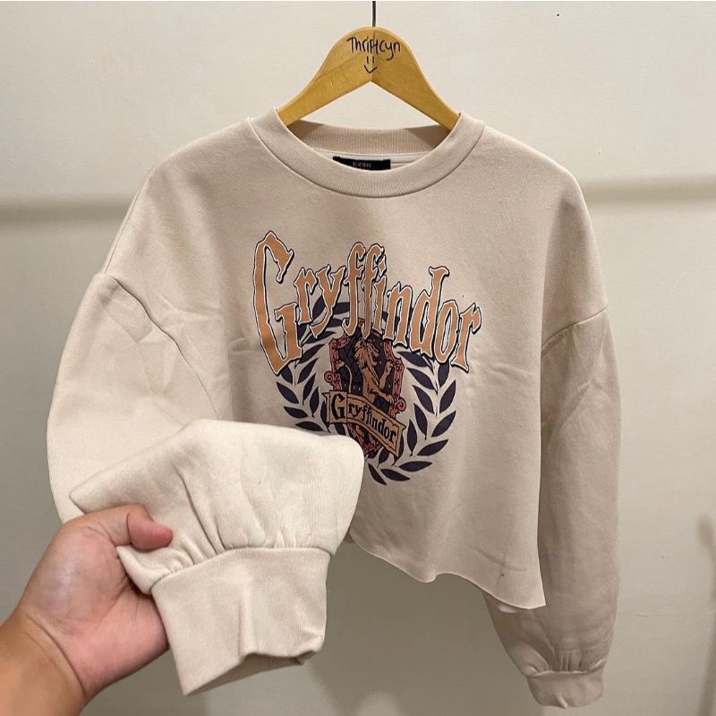 Sweater Wanita Crop Oversize | CRYFFINDOR SWEATER CROOPE | Korean Style Kekinian