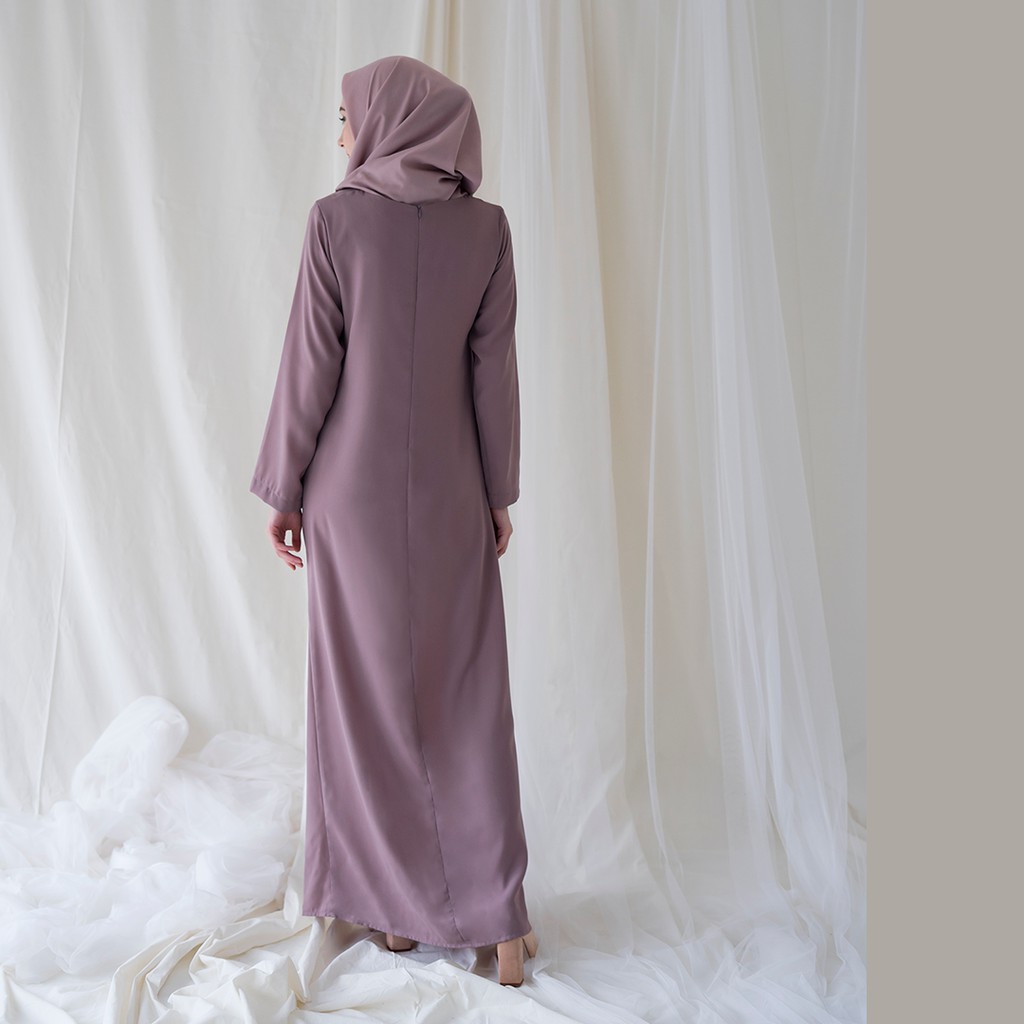 Sasmaya by Aska Label - Gamis drape details bisa untuk kondangan dan bridesmaid warna Lilac, Burgundy, Taupe, Offwhite