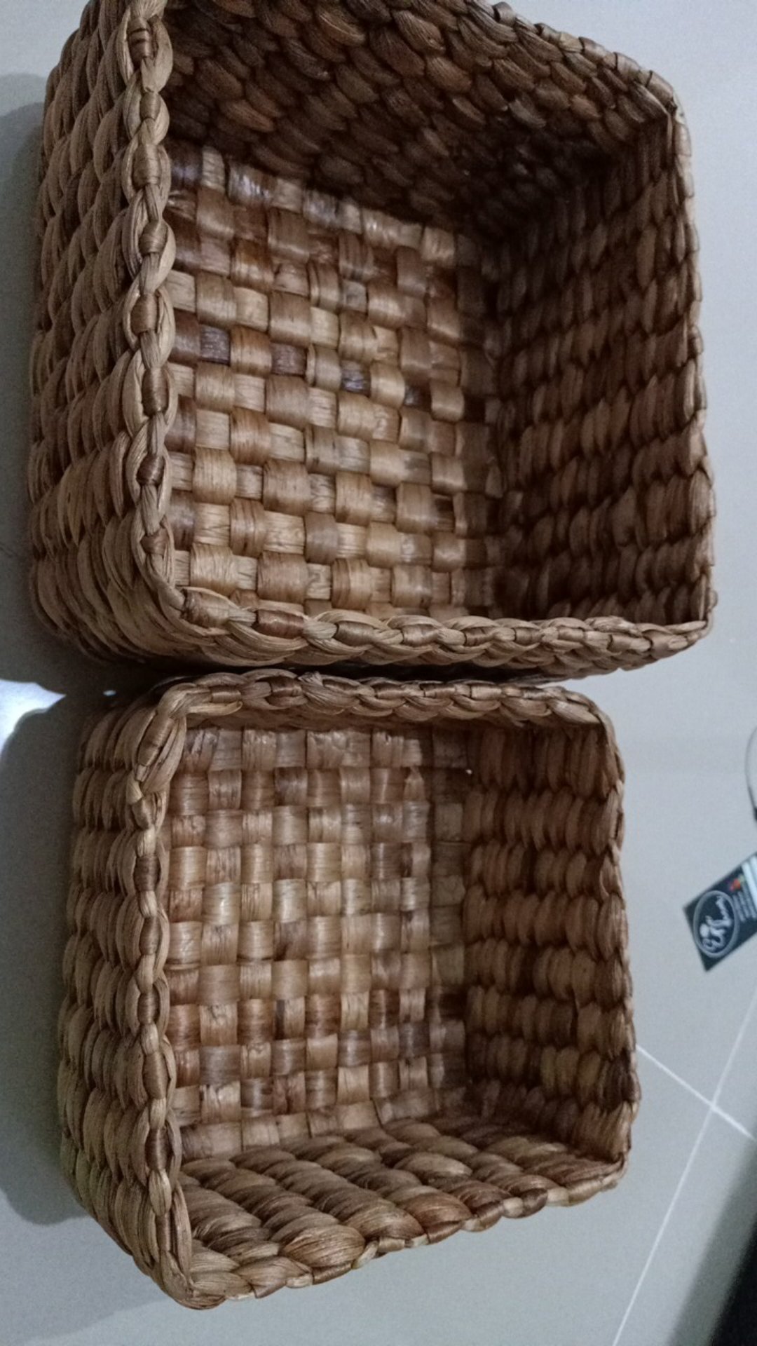 Kotak Square Enceng Gondok