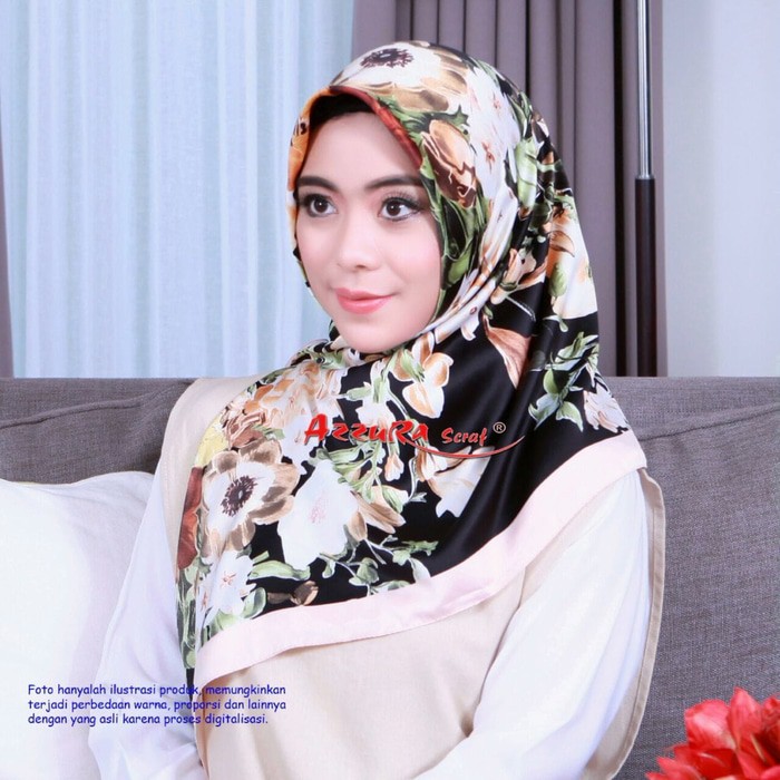 Jilbab / Kerudung Segiempat Satin Lamiz Motif Bunga By Azzura