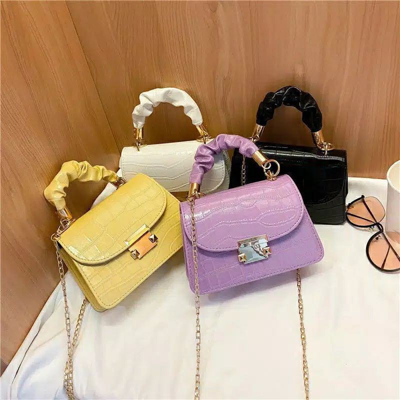 02.02 sale TAS SELEMPANG WANITA STYLE ELEGAN KEKINIAN