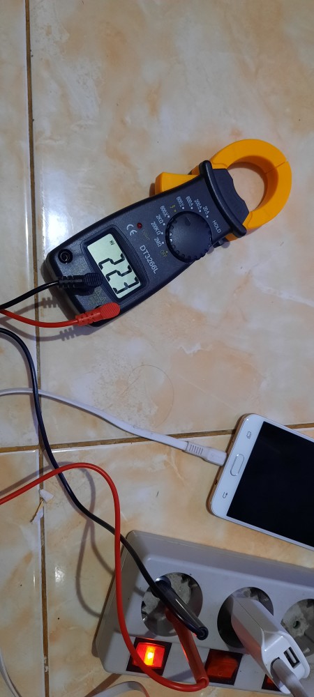 Eelic Portable Digital Clamp Meter Tang Amper Dt3266l