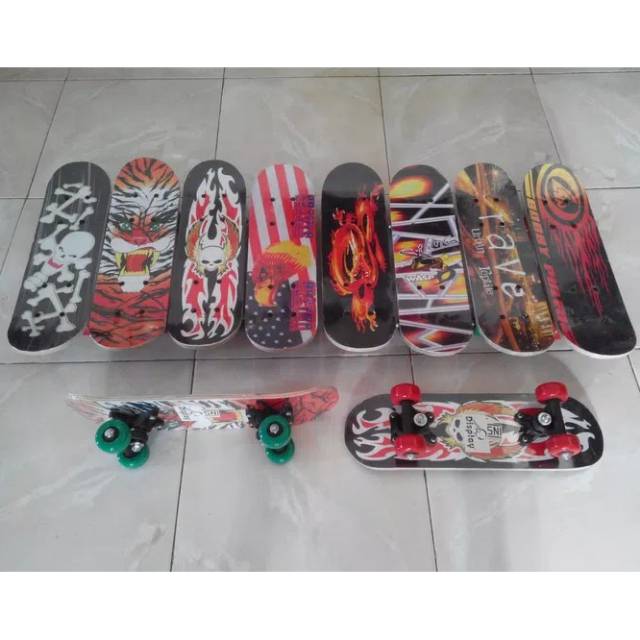 Papan Seluncur Skateboard Anak Mini - Sakte Board Sepatu Roda Kecil Skateboarding