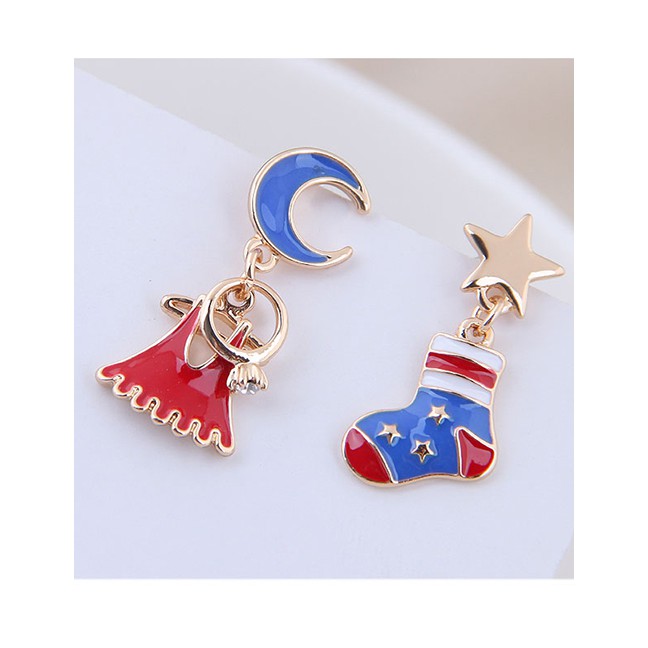 LRC Anting Tusuk Fashion Red Xingyue Christmas Bell Christmas Boots Asymmetric Stud Earrings A58312