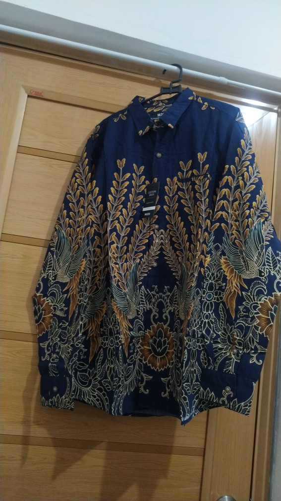 M231 Kemeja Pria Batik Panjang Navy 1721a