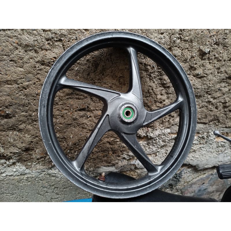 Velg beat vario scoopy matic honda pelek racing palang original ori copotan standar hana depan. Klah