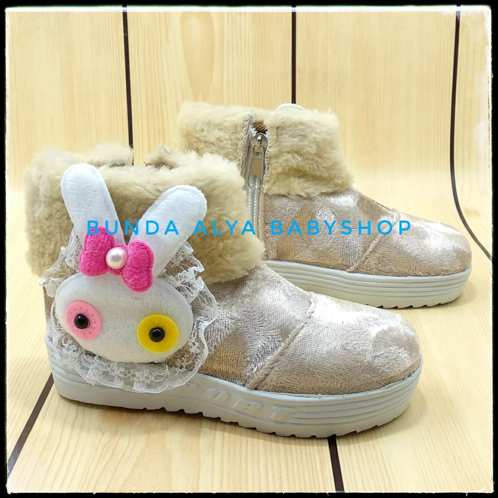 Sepatu Anak Perempuan Usia 1 - 4 Tahun GOLD Sepatu Anak Cewek Boots 1 - 4 Tahun Bulu Size 22 - 30 Alas Karet Anti Licin