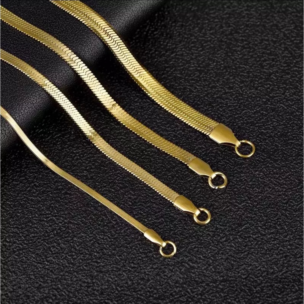 Kalung Titanium Untuk Wanita dan Pria Jenis Rantai Belut Pipih Warna Gold