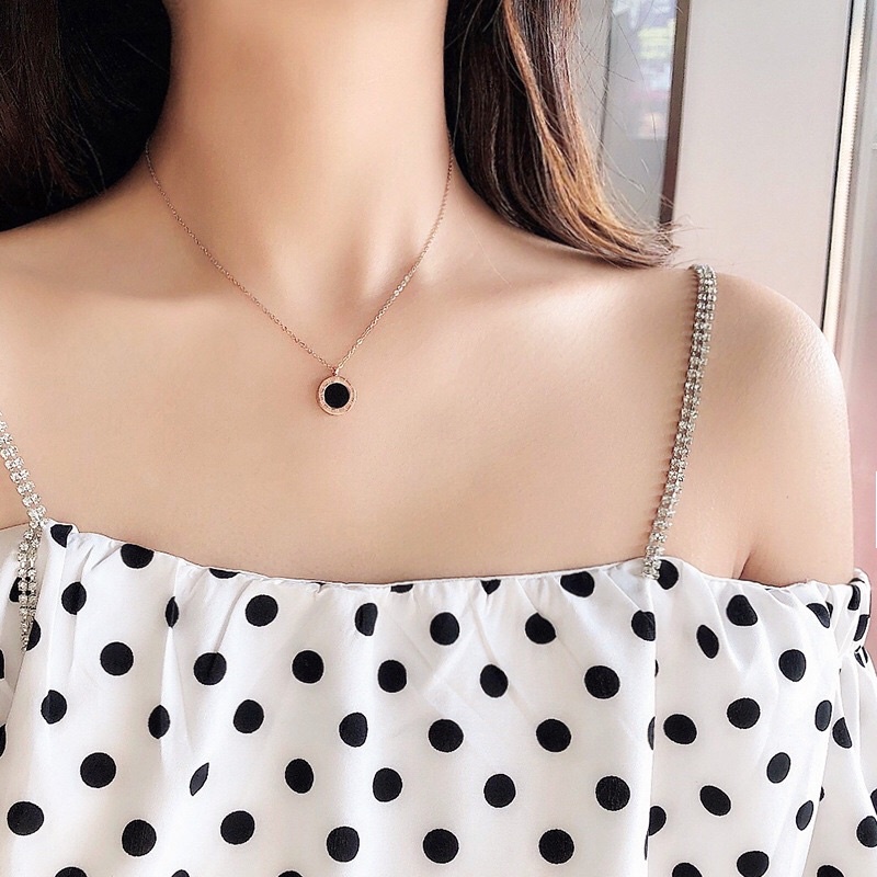 Kalung Titanium Black And White Trending Vintage Korea Fashion