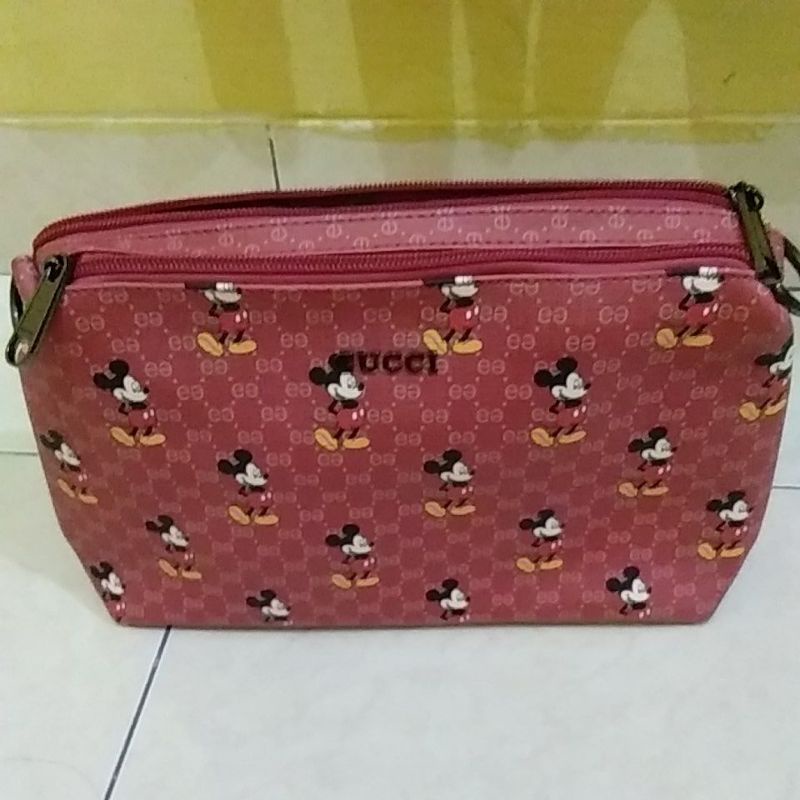 TAS GUCCI MICKEY MOUSE SLING PERNAH PAKAI