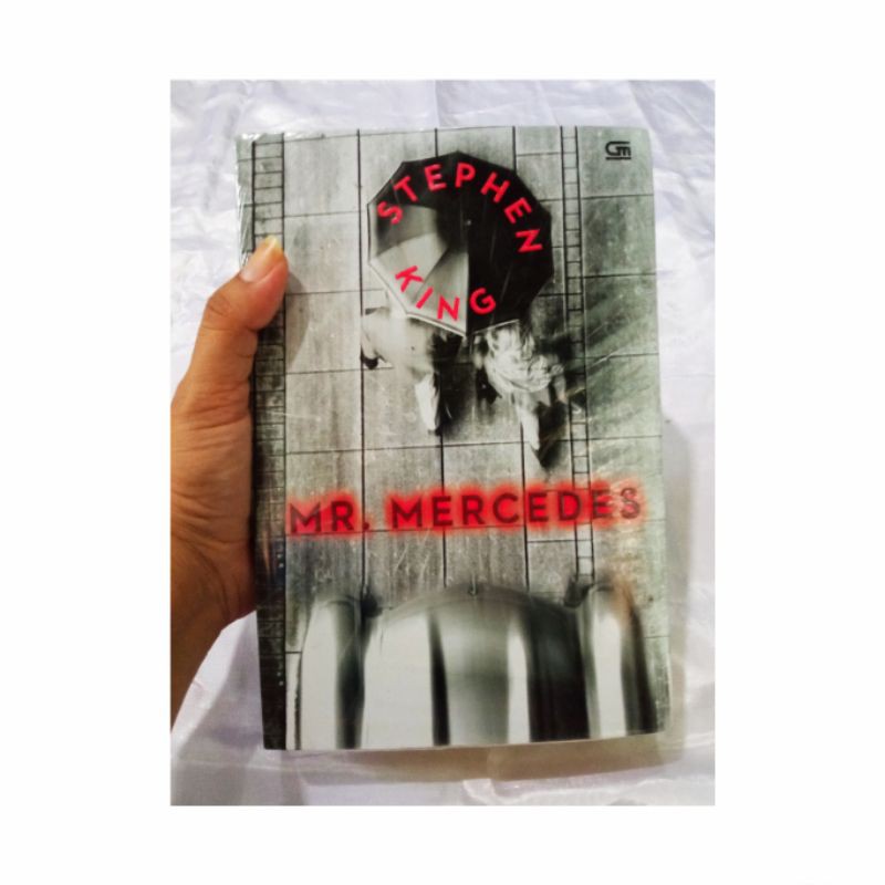 NOVEL - MR. MERCEDES - STEPHEN KING