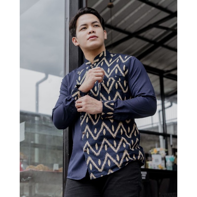 Kemeja Batik Pria NUC.ID Kemas 03 (Navy)
