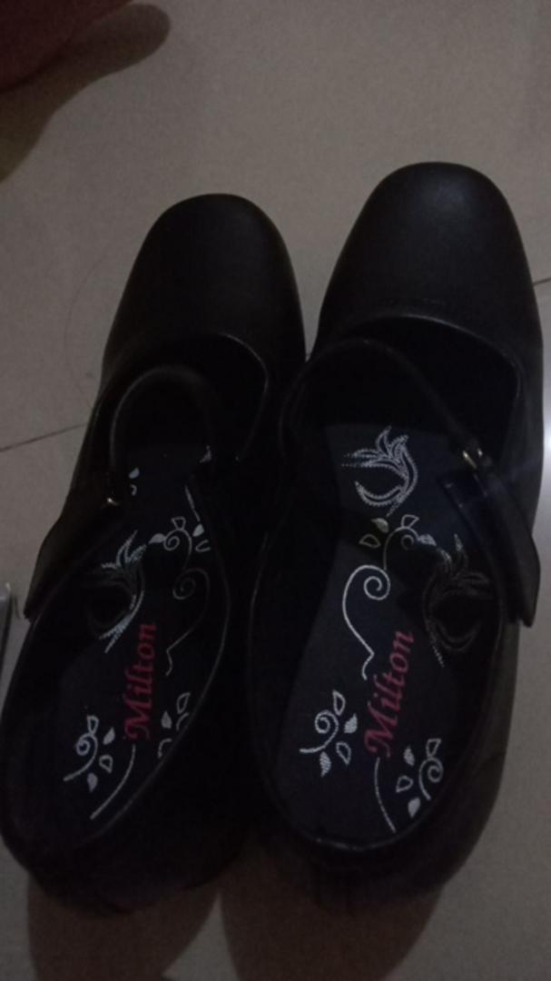 Cod-sepatu Pantovel Wanita / Sepatu Paskibra Wanita Hitam/putih