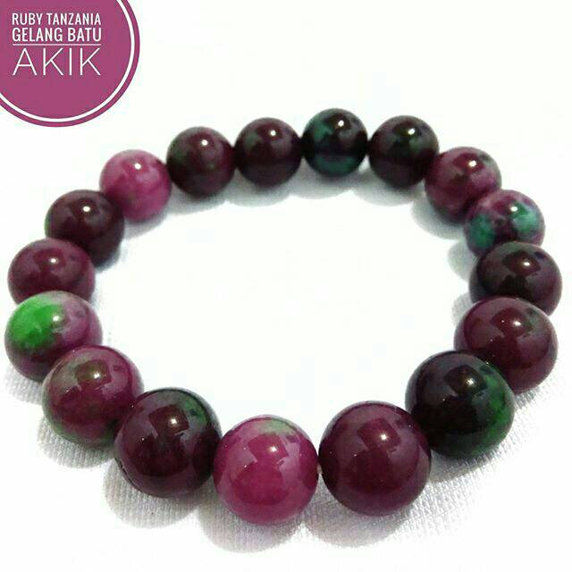 Gelang Ruby Tanzania