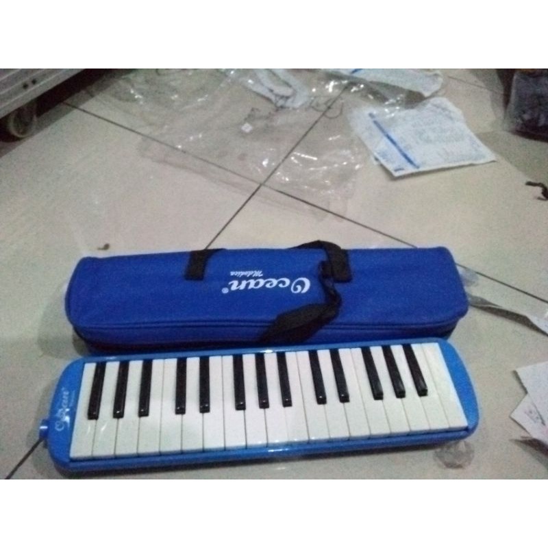 Pianika ocean. Alat musik tiup