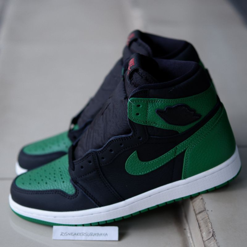 Nike Air Jordan 1 Retro High Og Pine Green 2.0