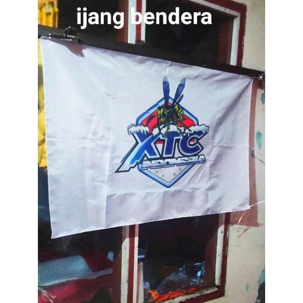 BENDERA PUTIH LOGO XTC 115X75CM