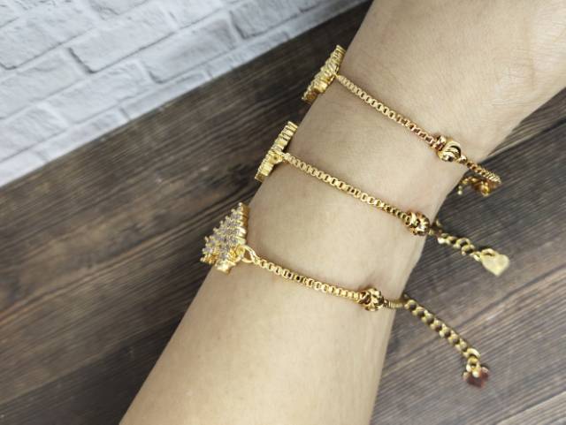 Fifi Fashion Gelang SANTA LOVE  Gold Perhiasan Wanita Trend Artis