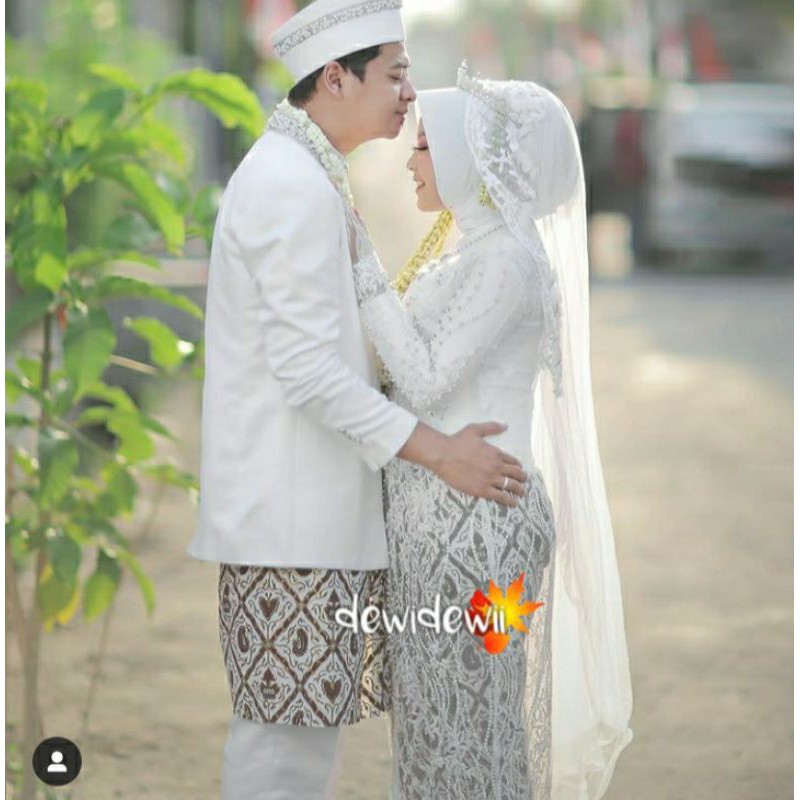 set, JARIK + BLANGKON Pengantin. Dasar Putih, Prodo Gold