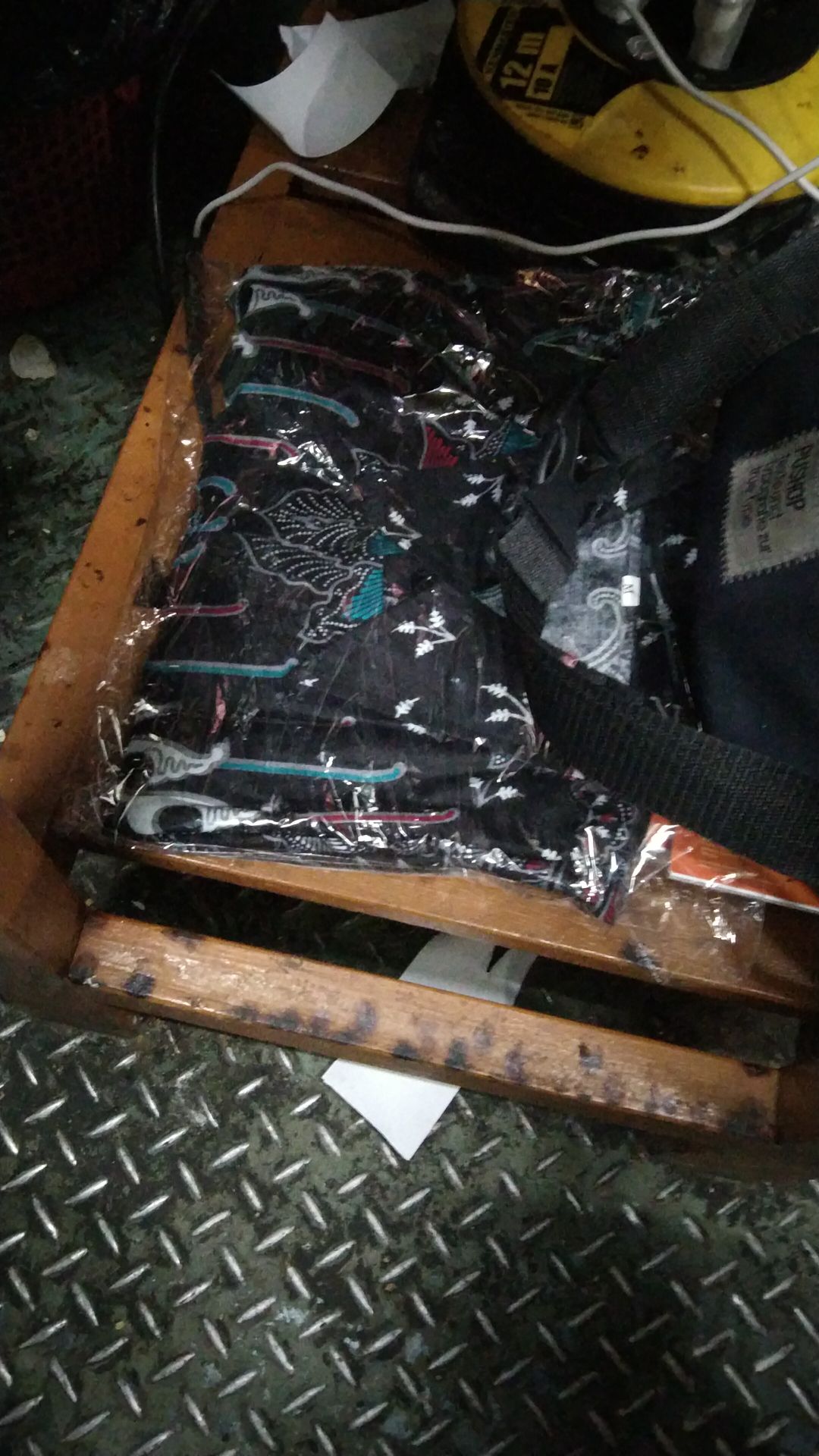 Kemeja Batik Pria Lengan Panjang | 2 Color Options