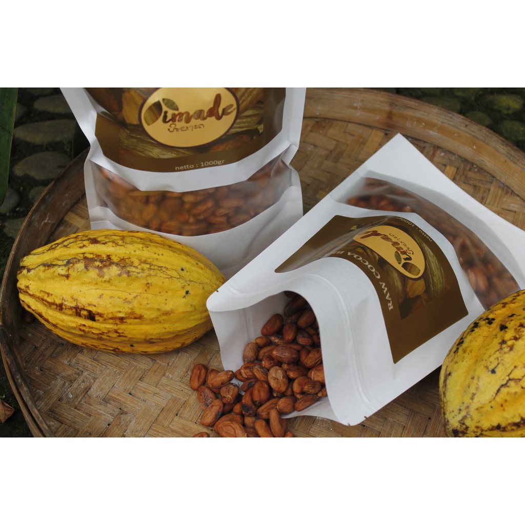 

imade biji coklat kering (raw cacao beans)