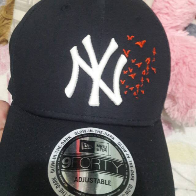 Topi New Era (glow in the dark)