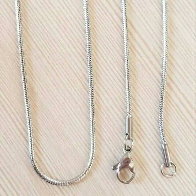 KALUNG TITANIUM PRIA SILVER MODEL BULAT 45 /50/60 CM  BAGUS
