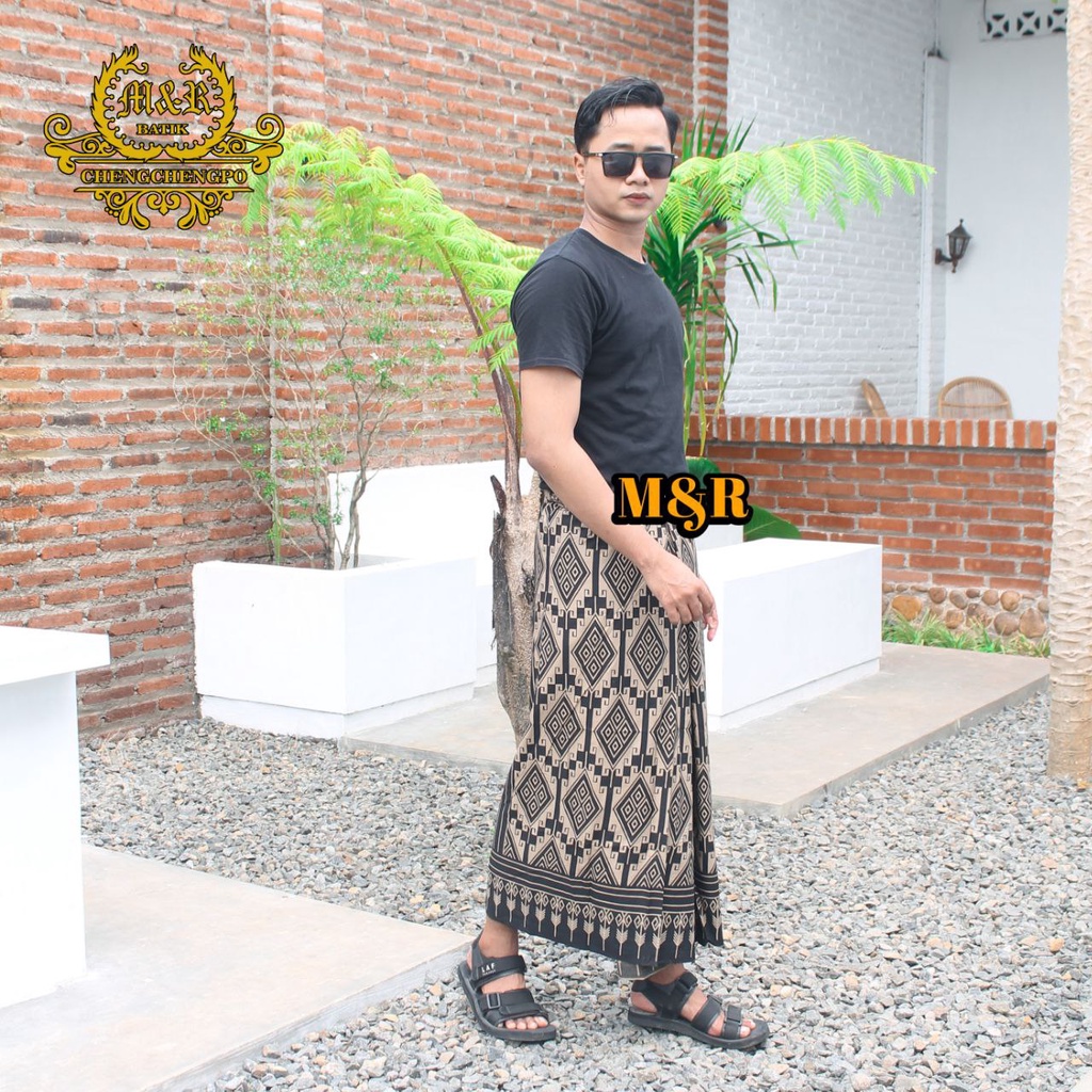 Sarung Batik Pria / Sarung Hitam / Sarung Batik Pekalongan