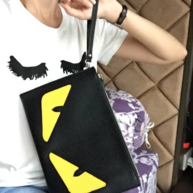 Tas import 100% sling bag Fendi mata kuning