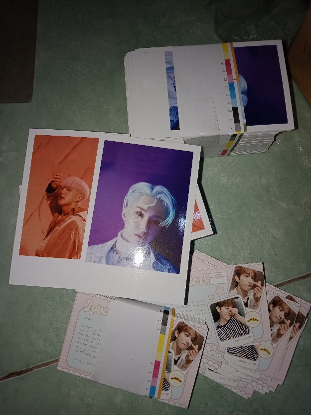 Foto Polaroid 2 R  /6 X 9 Cm + Laminasi ( Anti Air)