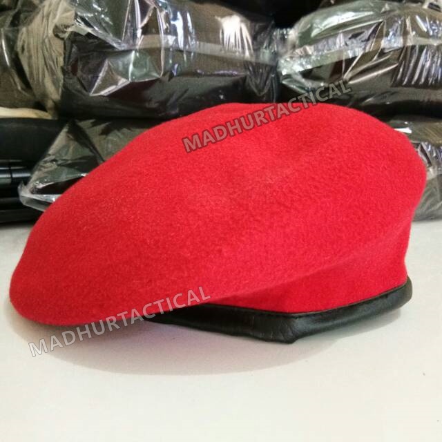 Baret Merah Kopassuss Baret Pemuda Pancasila