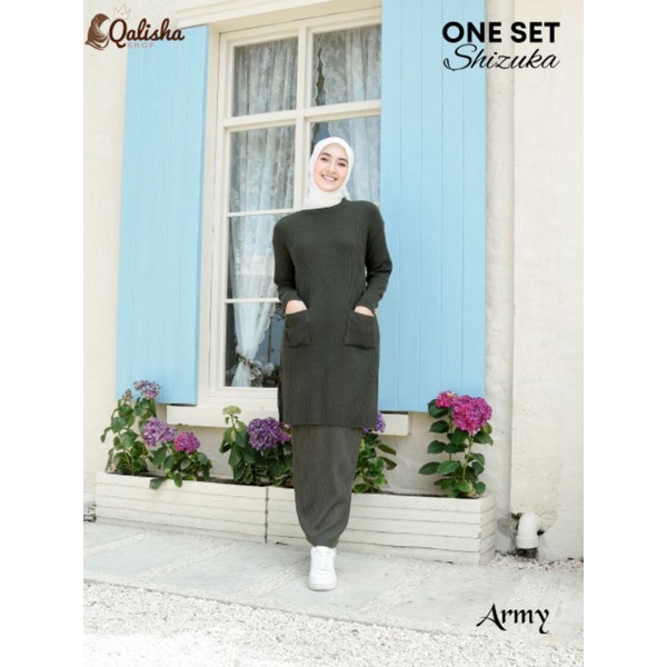 SETELAN TUNIK DAN ROK ONE SET SHIZUKA BY QALISHA