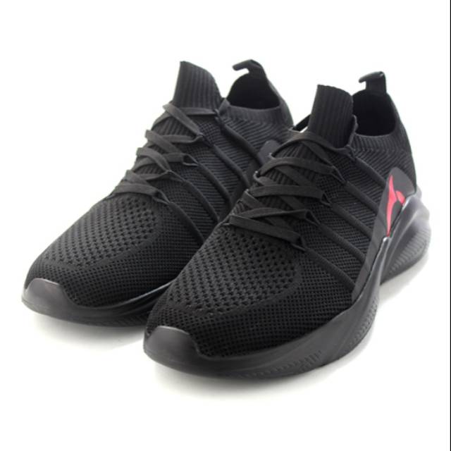 SEPATU CASUAL ORTUSEIGHT INVADERS ALL BLACK