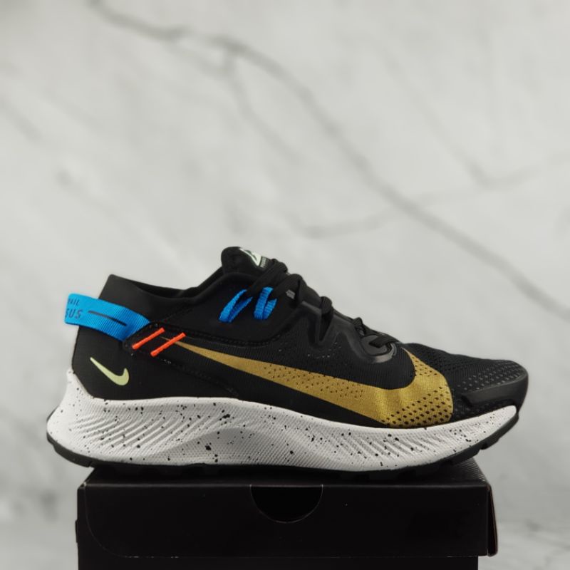 nike zoom pegasus turbo trail 2 black gold