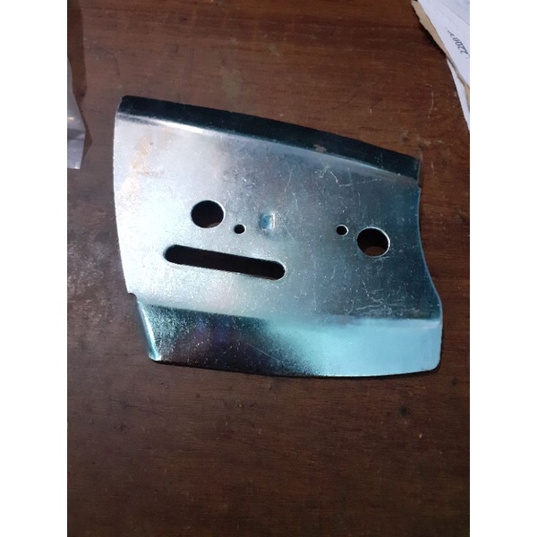 plat bar mesin chainsaw besar 070(luar)