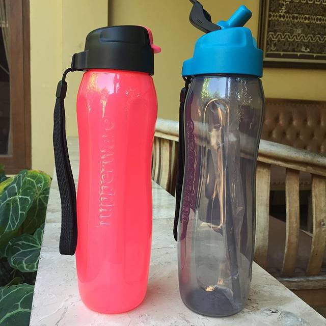 Xtreme bottle (1) straw