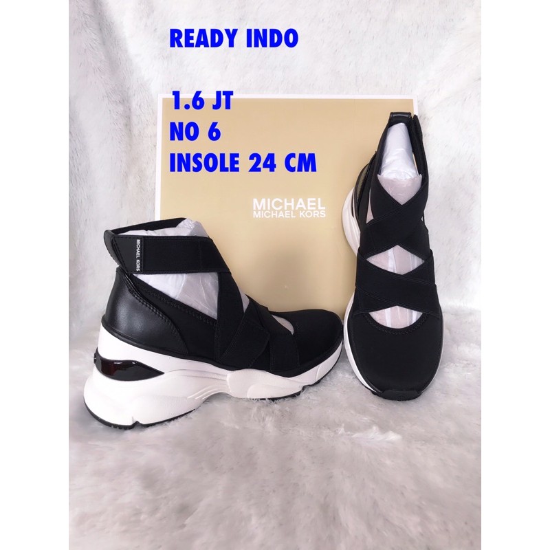 MICHAEL KORS BLACK CHESSA SCUBA TRAINER SHOES BRAND NEW IN BOX