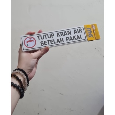 

Stiker Sticker Tempel Tulisan Tutup kran keran air setelah pakai