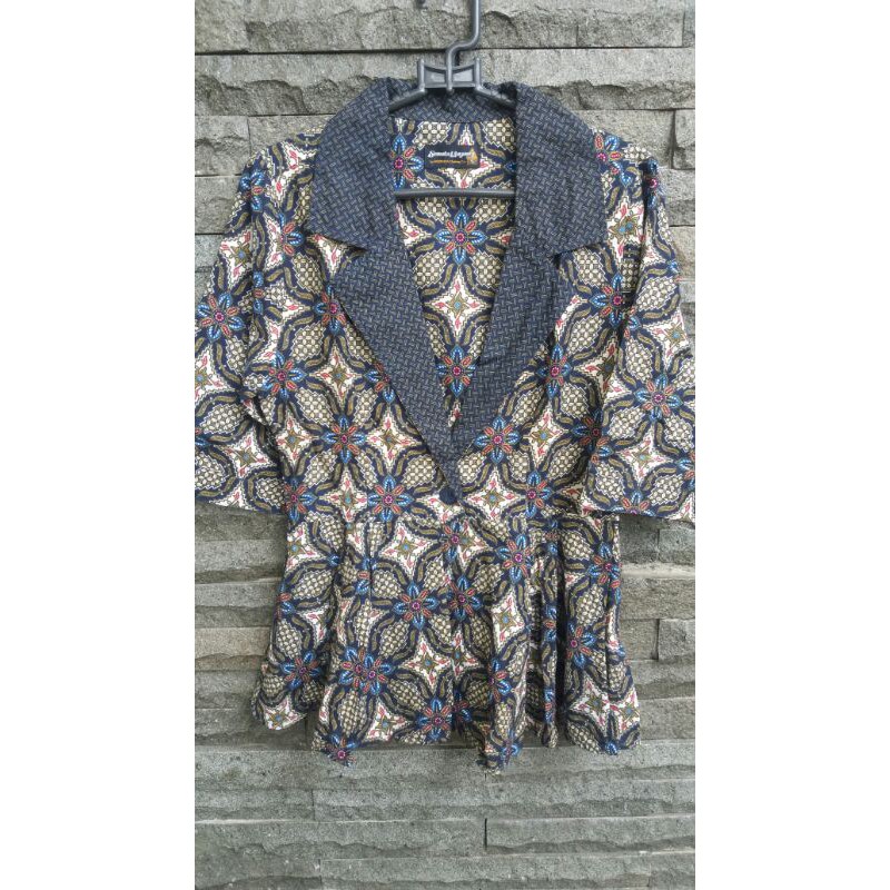 blouse blezer atasan kerja batik semata wayang hassenda