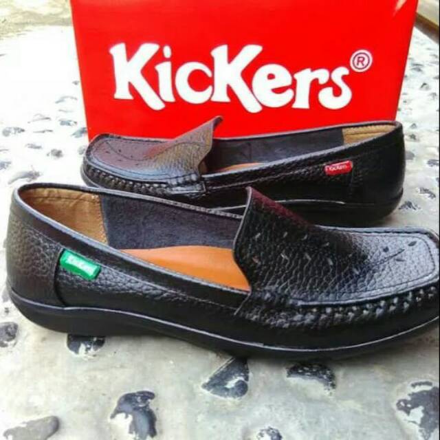 Sepatu kerja wanita kickers kulit asli /Hitam