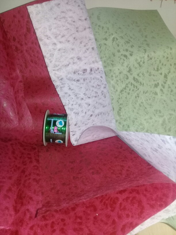 Kertas Tisu Motif Pembungkus Parcel Pelapis Buket Kado