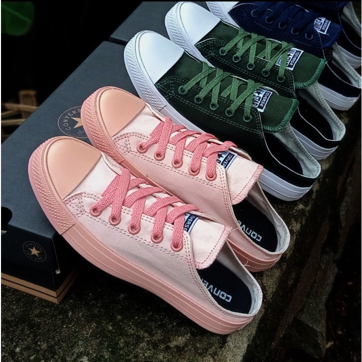 Sepatu slip on sepatu selop sepatu pria wanita sneakers bustong bisa cod