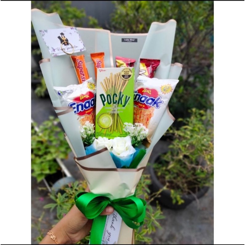 

(CHATT ADMIN SEBELUM ORDER) Buket snack/Snack bouqet/bouqet wisuda/hampers/ulangtahun/dll