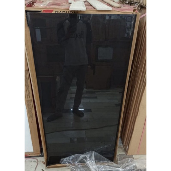 granit 60x120 hitam polos bay garuda