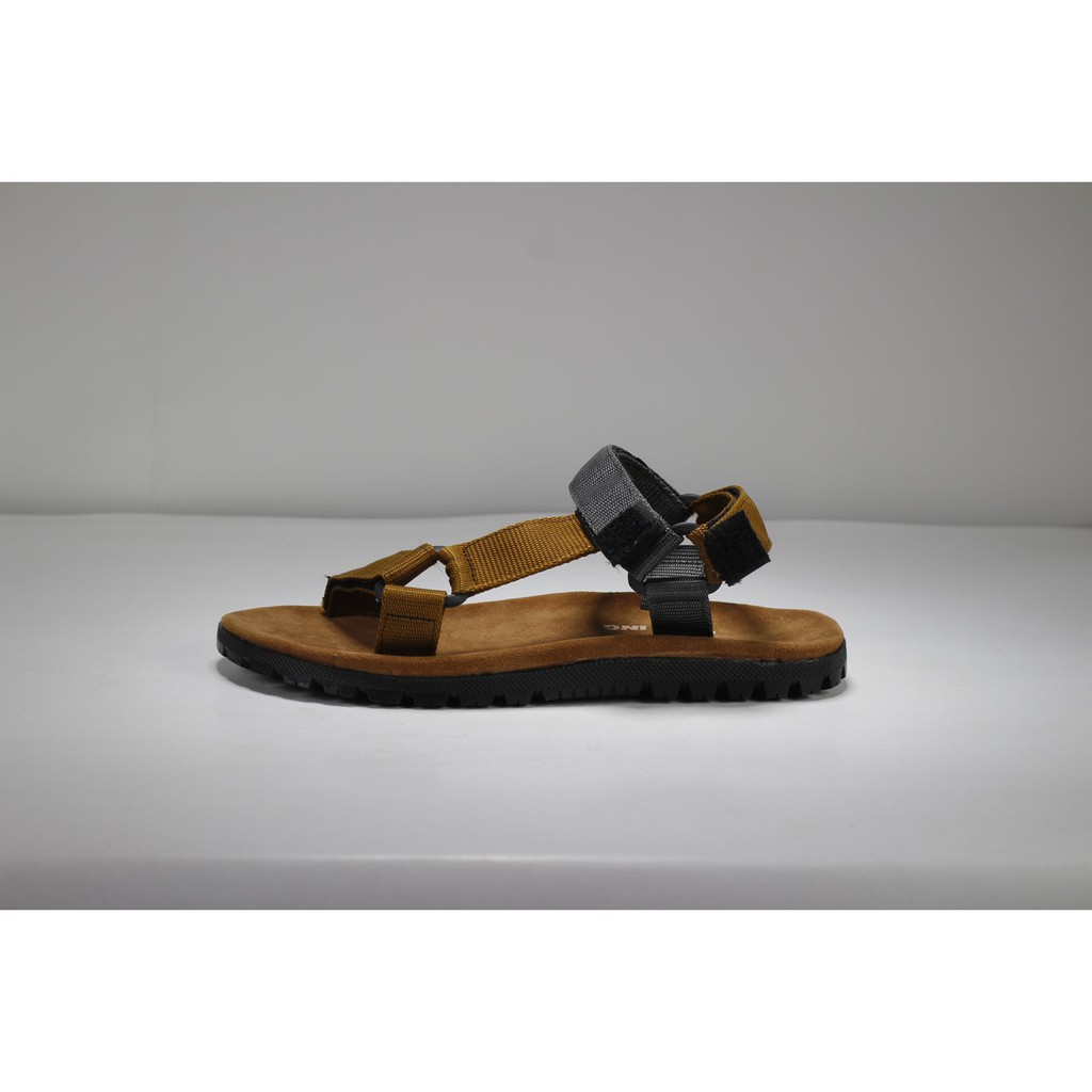 sandal gunung pria / sandal kmj 024